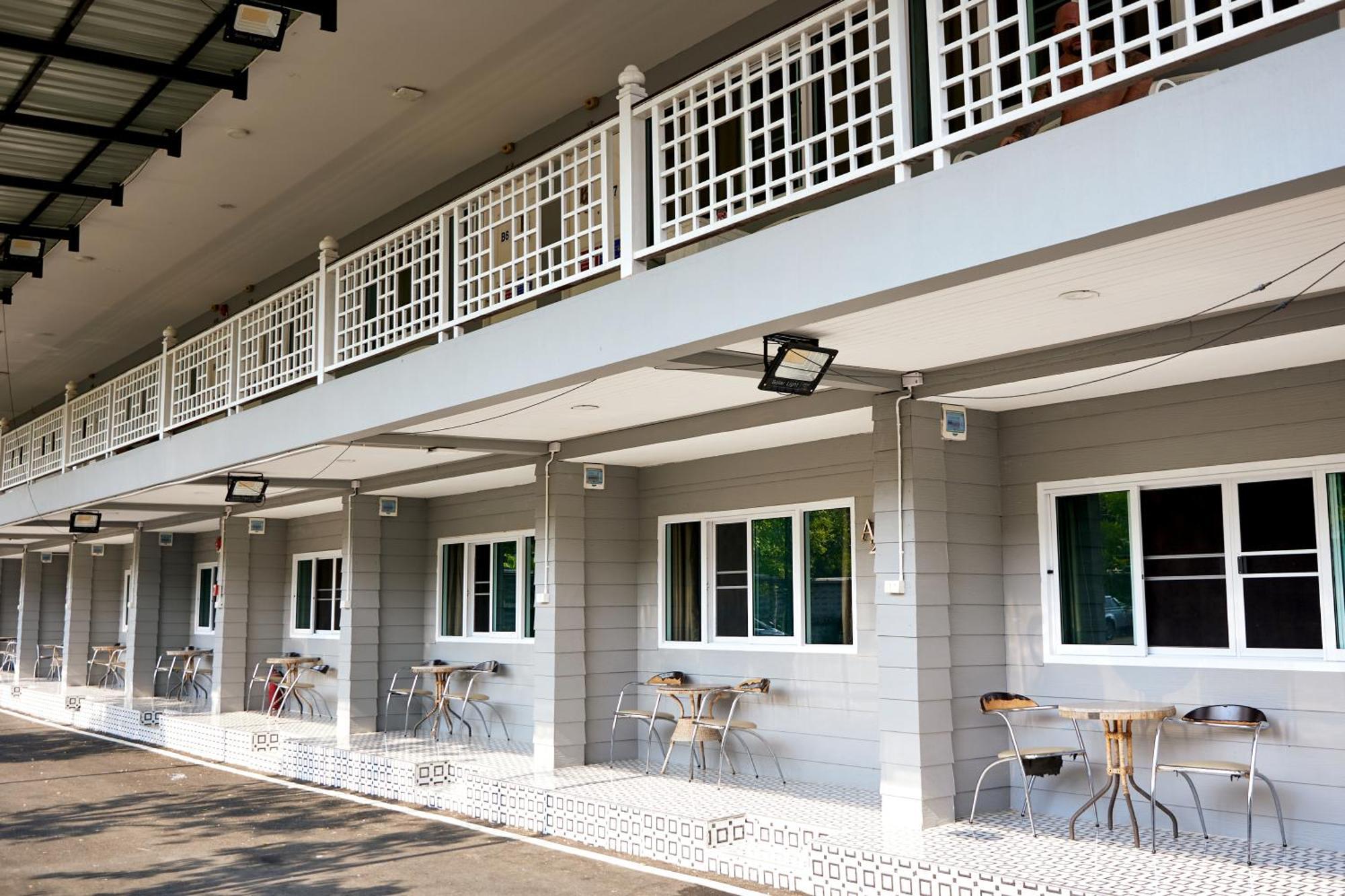 Baan Dara Resort Sara Buri エクステリア 写真