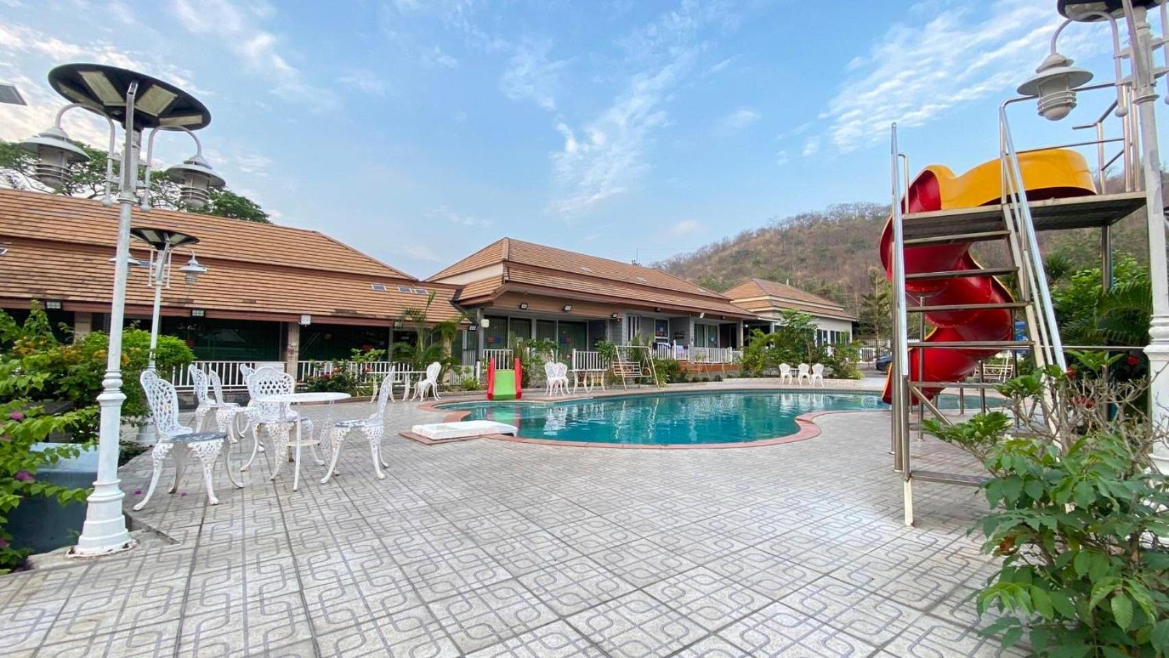 Baan Dara Resort Sara Buri エクステリア 写真